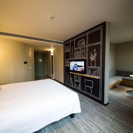 Ibis Guangzhou Yuexiu Park Metro Station Hotel Exterior foto