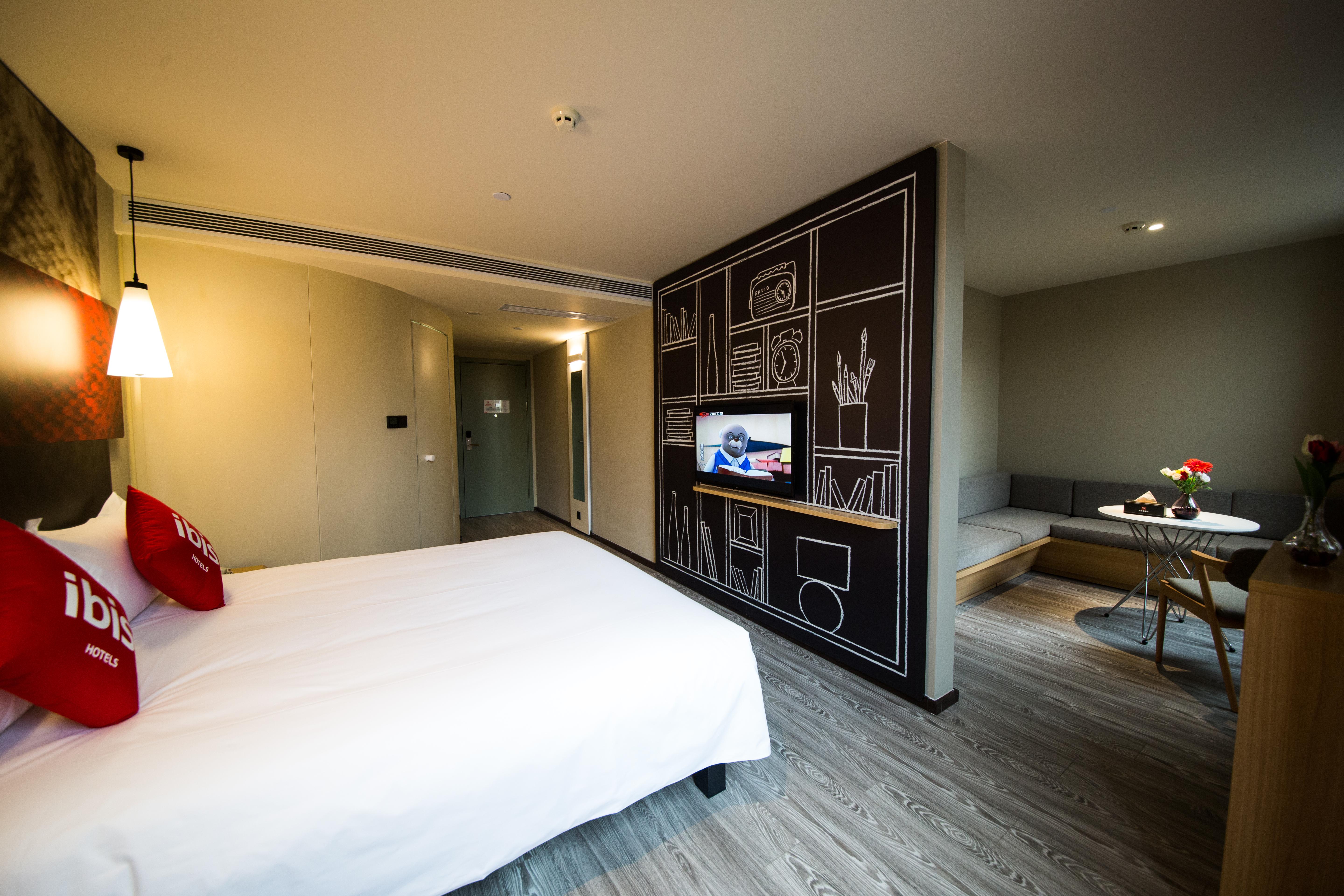 Ibis Guangzhou Yuexiu Park Metro Station Hotel Exterior foto