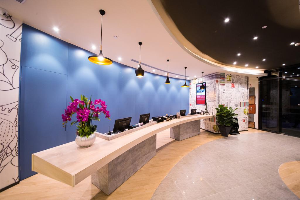 Ibis Guangzhou Yuexiu Park Metro Station Hotel Exterior foto