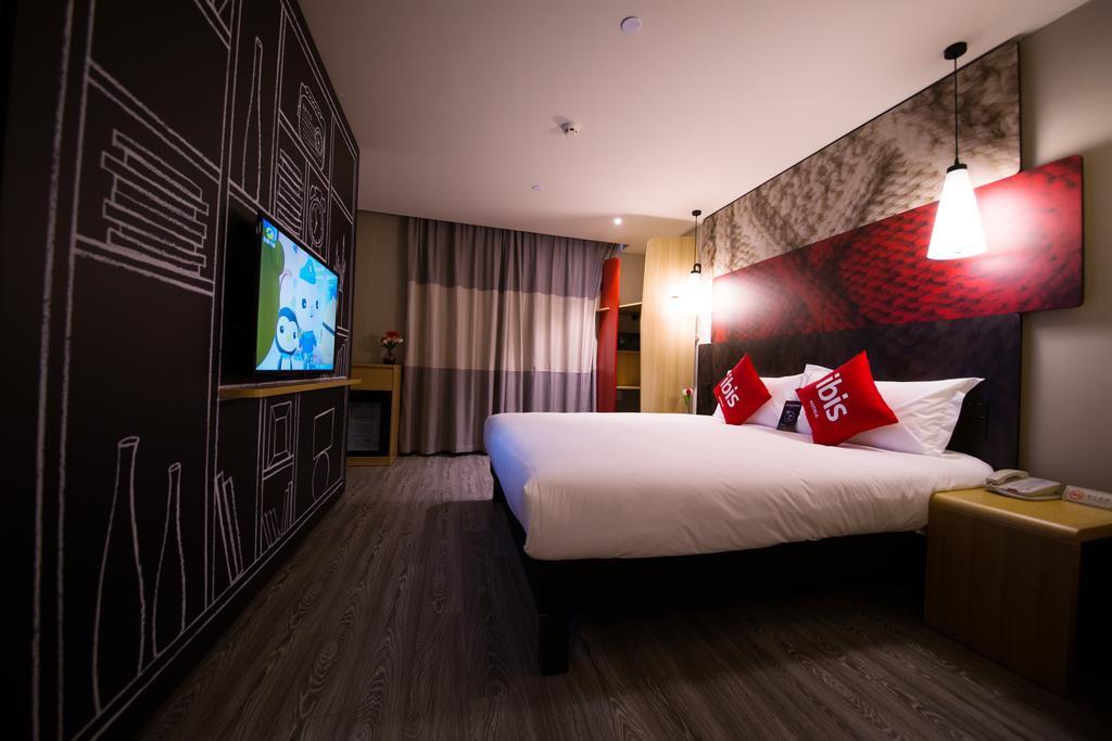Ibis Guangzhou Yuexiu Park Metro Station Hotel Exterior foto