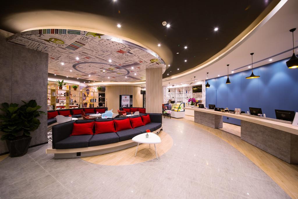 Ibis Guangzhou Yuexiu Park Metro Station Hotel Exterior foto